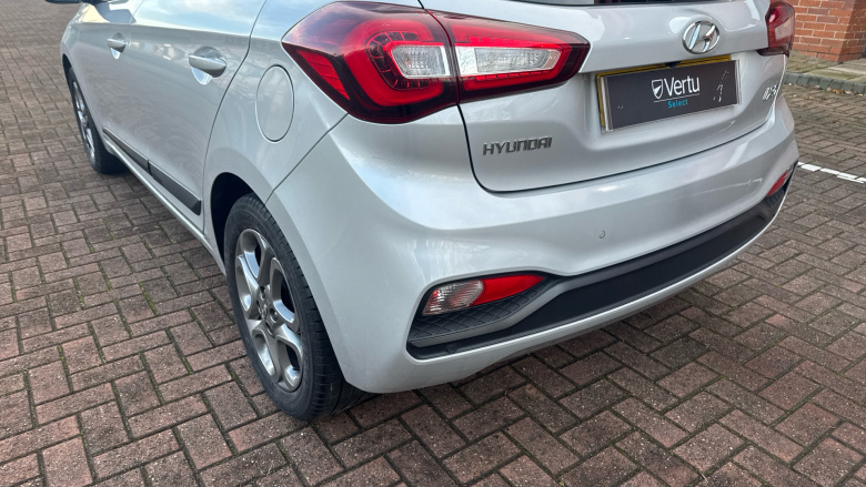 Hyundai i20 1.2 MPi Premium Nav 5dr Petrol Hatchback